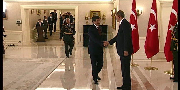 Erdoğan başkomutan sıfatıyla tebrikleri kabul etti