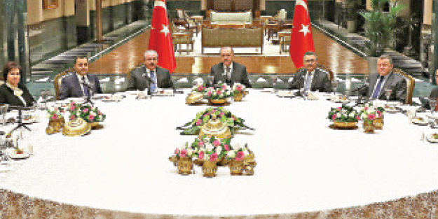 Erdoğan: Batı’yı çok büyük musibetler bekliyor