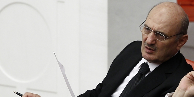 Erdoğan Bayraktar gözyaşlarıyla özür diledi