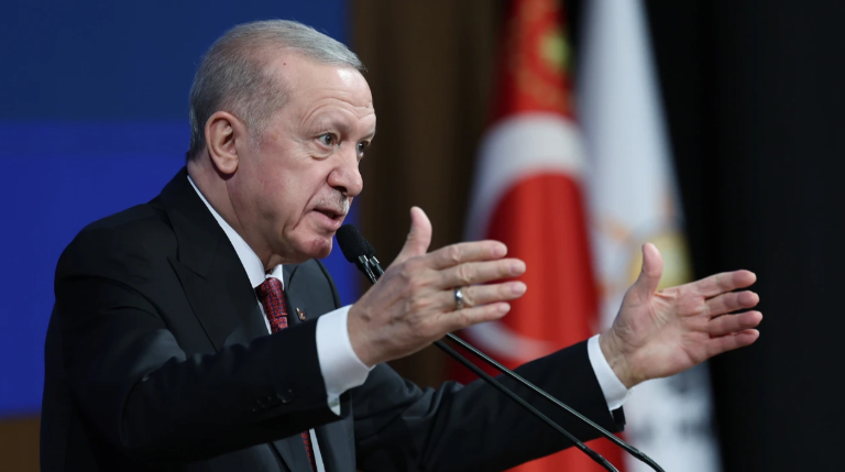 Erdoğan: Bu bir felaket! Özgürlük ambalajıyla kölelik sunuyorlar