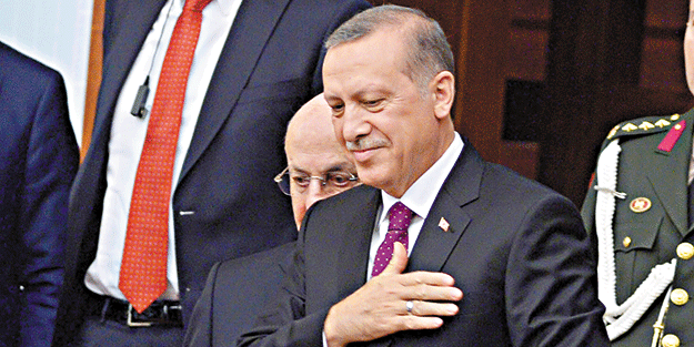 Erdoğan, Bursa'da futbol oynayacak