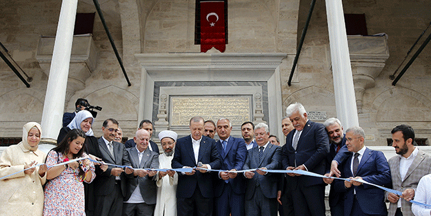 Erdoğan, cuma namazını Ayazma Camisi'nde kıldı