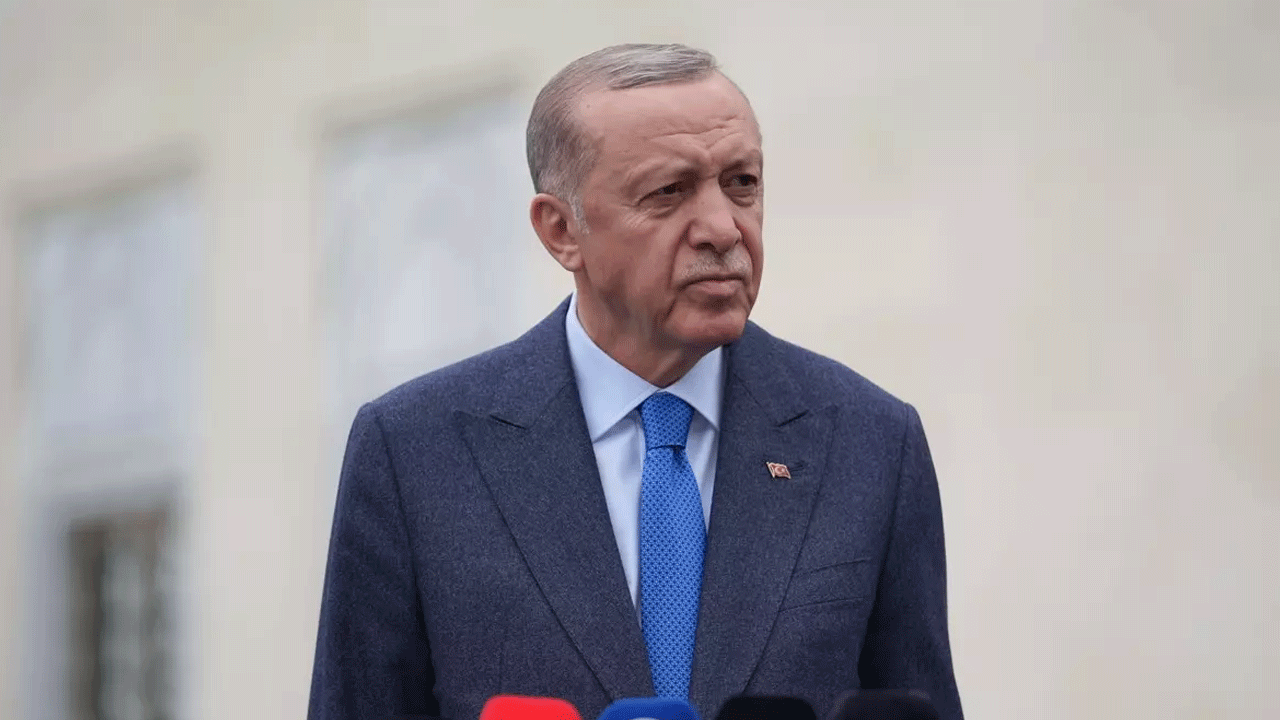 Erdoğan cuma namazını Levent'te kıldı