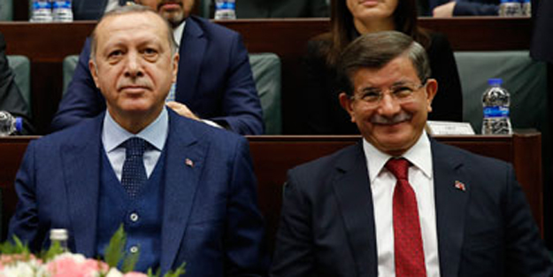 'Erdoğan, Davutoğlu ile Abdullah Gül'ü konuştu'