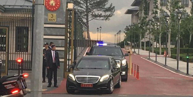 Erdoğan Davutoğlu'nun istifasını kabul etti