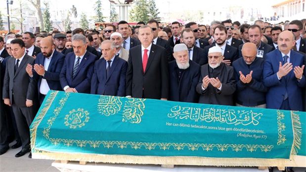 Erdoğan, Doğan'ın cenazesine katıldı