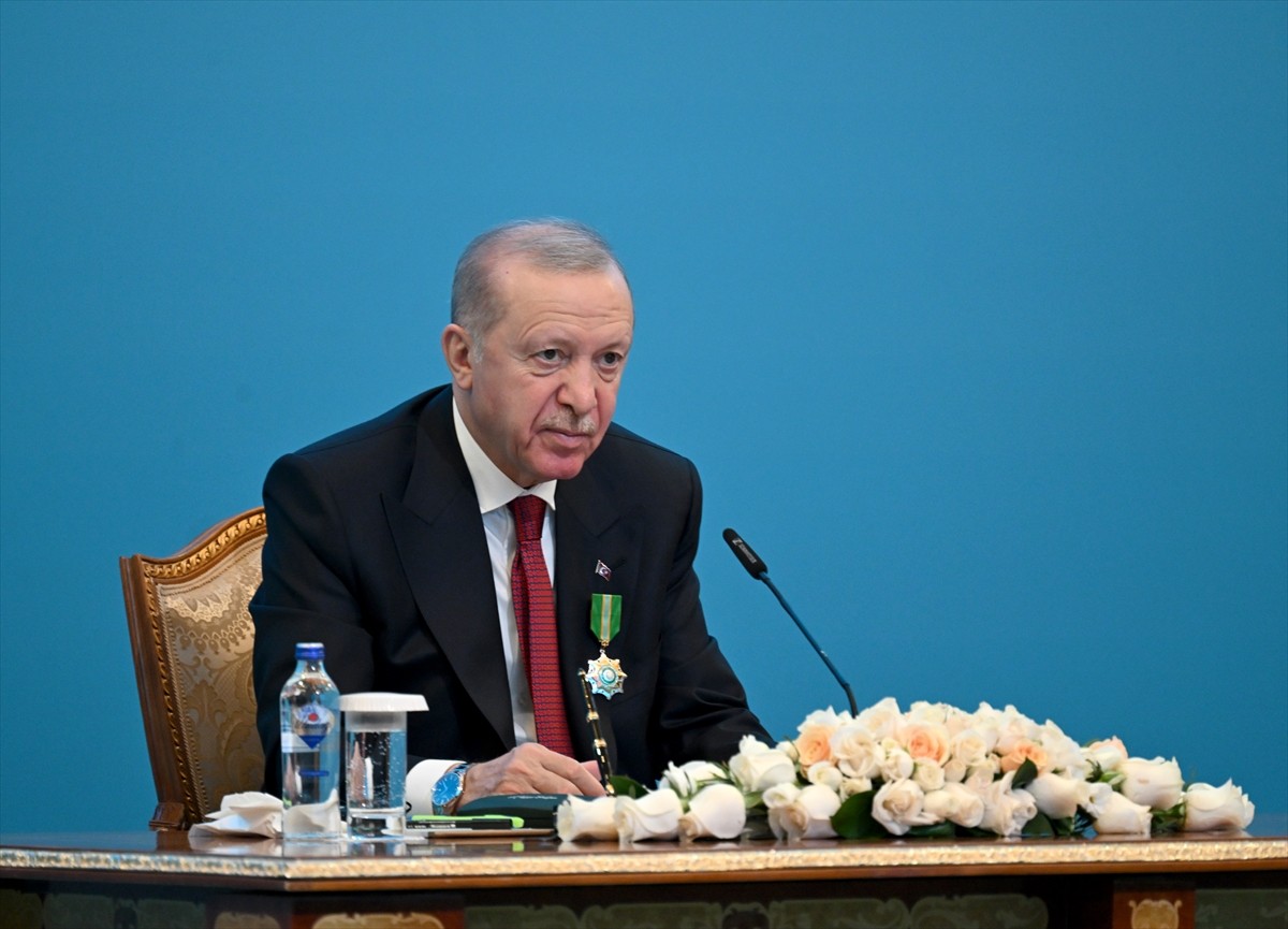 Erdoğan, Doğu-Batı Orta Koridoru’na dikkat çekti: Önemi her geçen gün artıyor