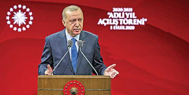 Yunanistan’ı küresel bir gücün önüne atmayın