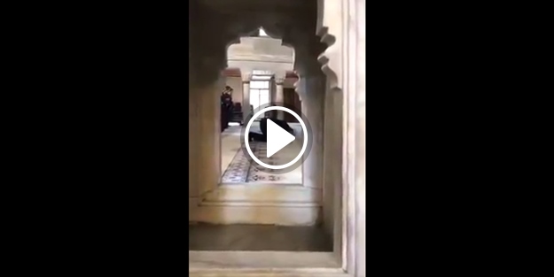Erdoğan Eyüp Sultan'da şükür namazı kıldı