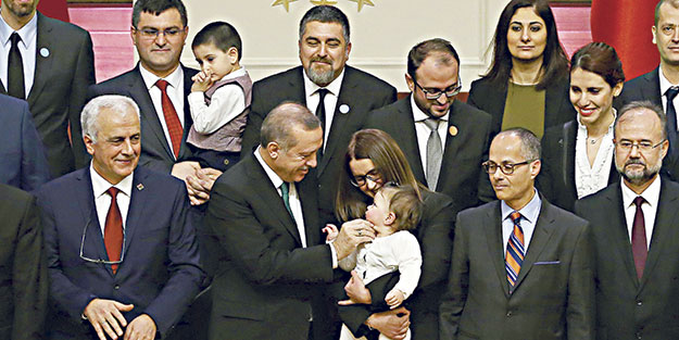 Erdoğan: FETÖ’cüler aklını kiralamış mankurttur