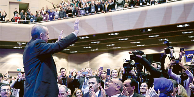 Erdoğan 'Hayırcıları eleştirdi: Bunların millete güveni yok