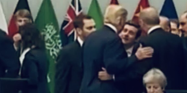 Erdoğan ile Trump ayaküstü görüştü