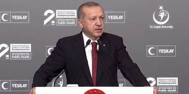 Erdoğan İstanbul'da konuştu! 'İslam'la terörü, kimse bir tutamaz'