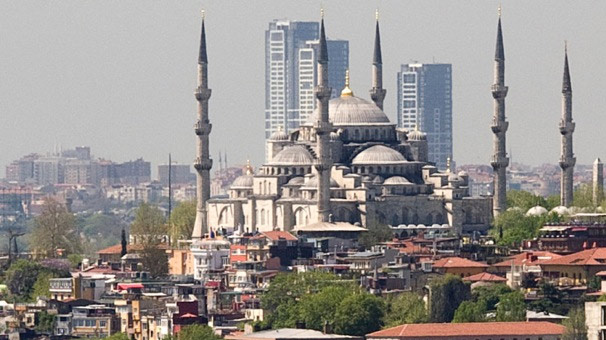 Erdoğan 'İstanbul'un siluetini bozuyor' demişti ama... O kuleler tıraşlanamıyor!