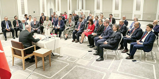 Erdoğan, Macron’a haddini böyle bildirdi: Sen Kıbrıs’ta konuşamazsın