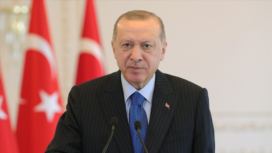 Erdoğan: Mehmet Akif’in vatan tutkusunu tasvir ettiği eserleri, milli şuurun beslendiği önemli kaynaklarımızdandır