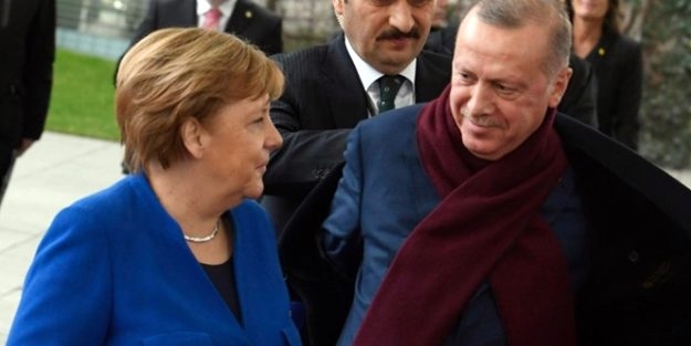 Erdoğan-Merkel buluşmasına damga vuran 