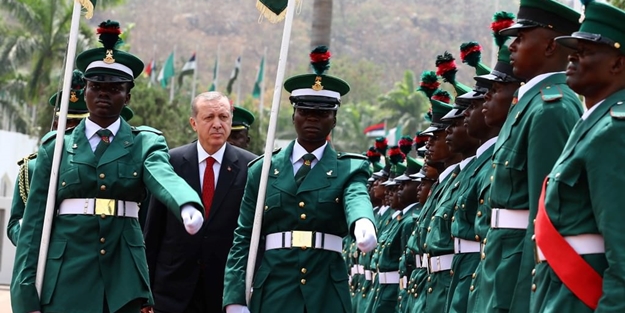 Erdoğan Nijerya'da böyle karşılandı