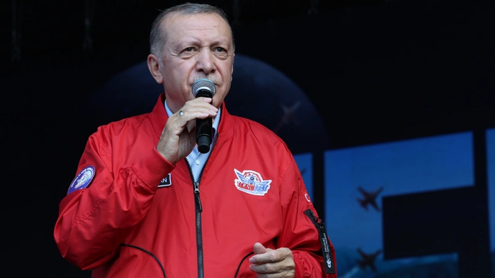 Erdoğan, o ülkeyi de kudurttu! Avukatlığa soyundular