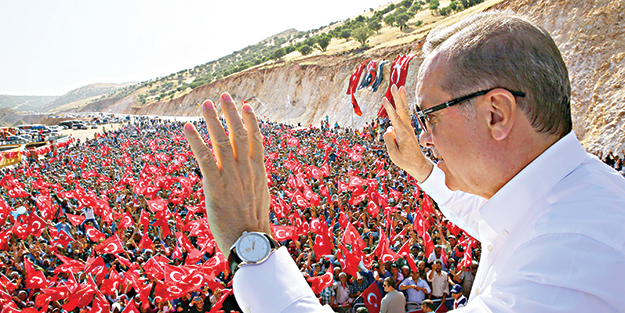 Erdoğan: Para kesilince Gülen...