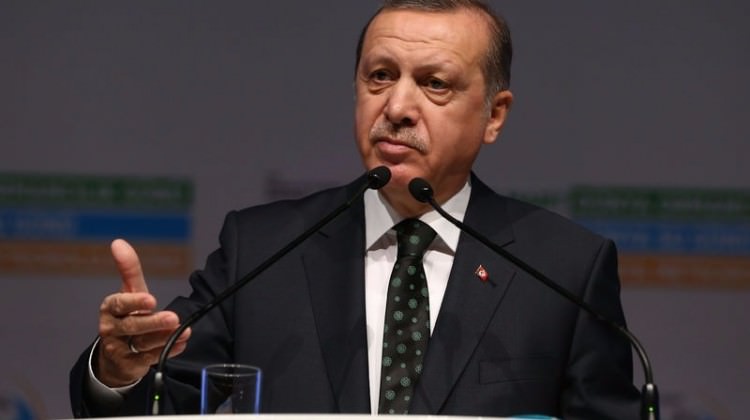 Erdoğan: Paralelci asker ve polisin ihaneti var!