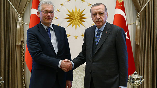 Erdoğan, Philips Yöneticisi Frans van Houten'i kabul etti