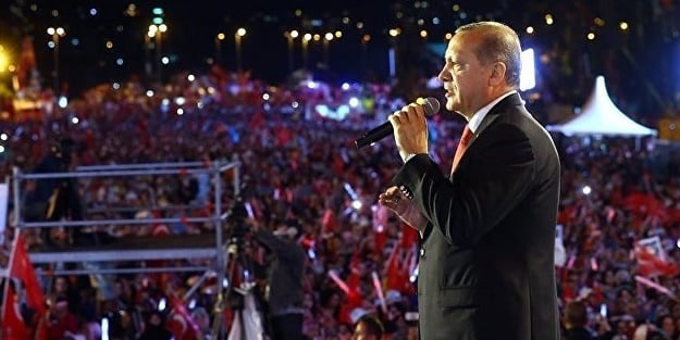 Erdoğan: Piyonları ezmeden vezirlere ulaşamayız! Önce hainlerin kafasını koparacağız!