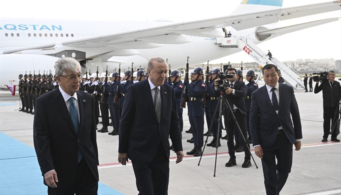 Erdoğan resmi törenle karşıladı! Kazakistan Cumhurbaşkanı Tokayev, Ankara'da