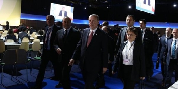 Erdoğan Rus muhabire haddini bildirdi!