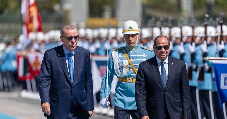 Erdoğan-Sisi teması ne getirir? O isim, "Bundan kaçış yok" diyerek tüm Türkiye'ye ilan etti