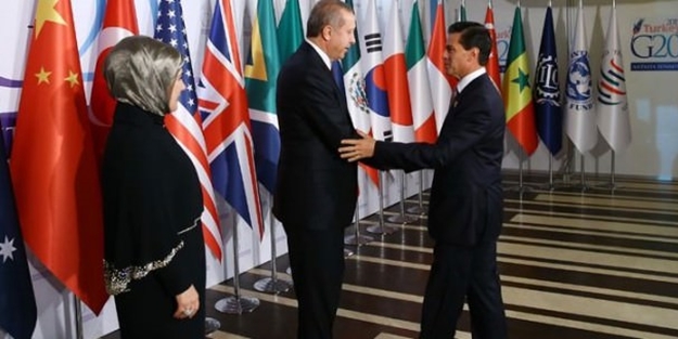 Erdoğan sitem etti, Nieto özür diledi