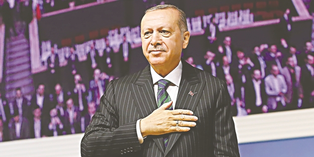 Erdoğan: Siyaset ahlaki değerlerle yapılır