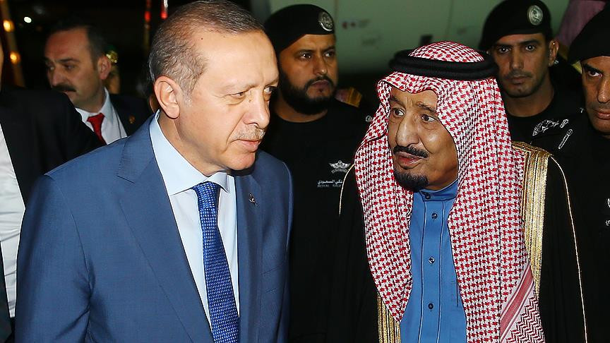 Erdoğan, Suudi Arabistan'da böyle karşılandı!