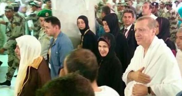 Erdoğan umre yaptı