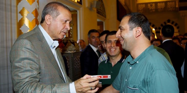 Erdoğan'ın gözünden kaçmadı! Cebinden aldı