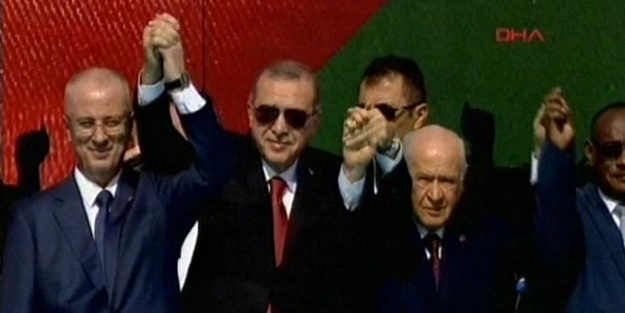 Erdoğan ve Bahçeli'den dikkat çeken görüntü