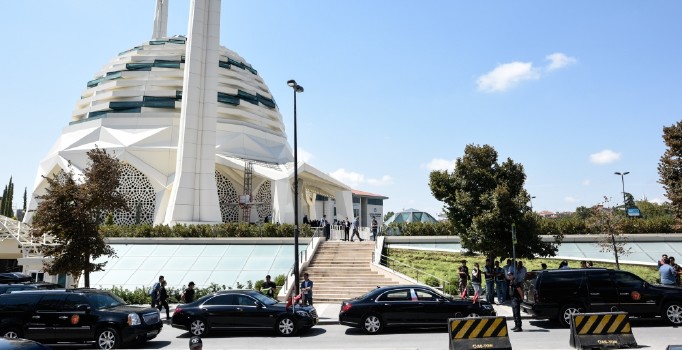 Erdoğan'a çift makam arabalı koruma önlemi