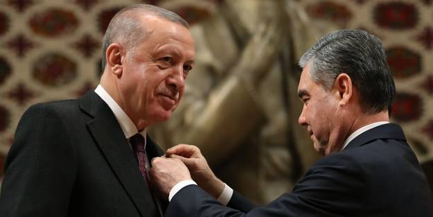 Erdoğan'a Devlet Nişanı verildi: Şerefle taşıyacağım!