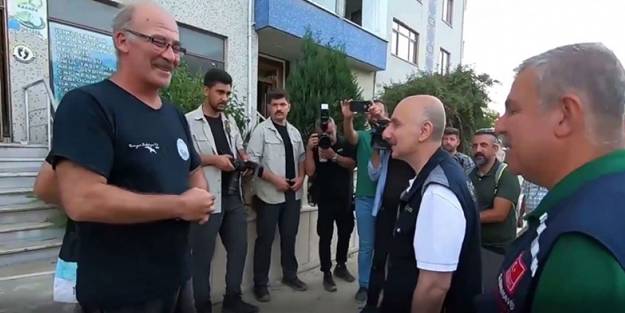 Erdoğan'a hakaretten hapis yatan vatandaş bir anda bakanın önünü kesti ve...