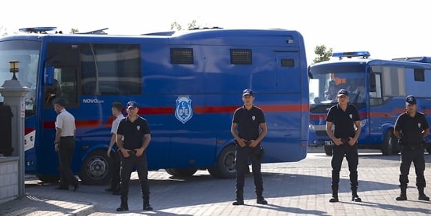 Erdoğan'a suikast davasında salon karıştı! Jandarma ve çevik kuvvet müdahale etti