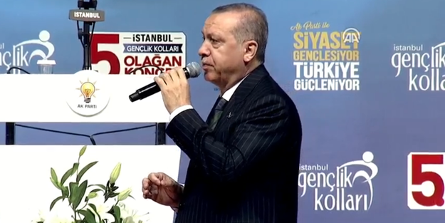 Erdoğan'dan sert tepki: Siz iradenizi satanlardansınız