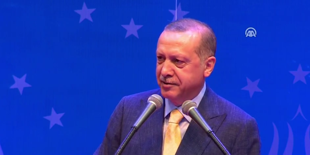 Erdoğan'dan Avrupa'daki Türklere uyarı: Veriyorlarsa mutlaka alın