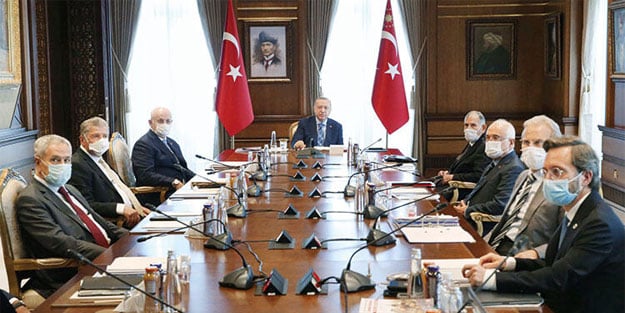 Erdoğan'dan 'Ayasofya'da namaz' açıklaması! O tarihi işaret etti