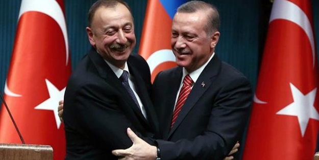 Erdoğan'dan Azerbaycan-Türkiye şiiri