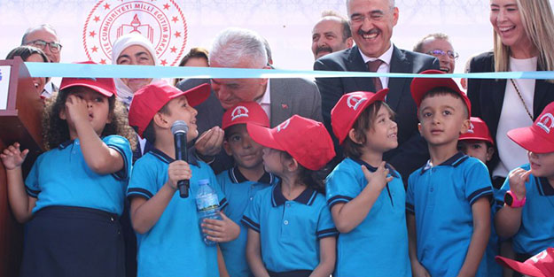 Erdoğan'dan 'Ben Binali Yıldırım'ı çok seviyorum' diyen öğrenciye bomba cevap!