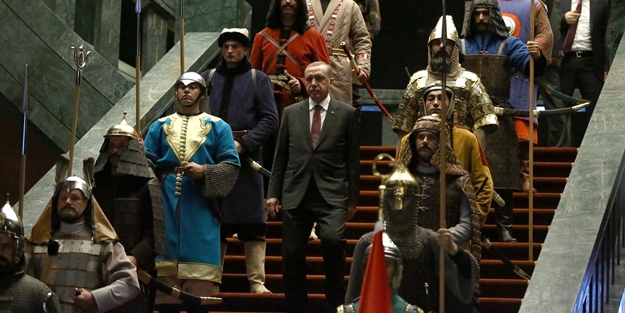 Erdoğan'dan 'Ertuğrul Gazi' mesajı!