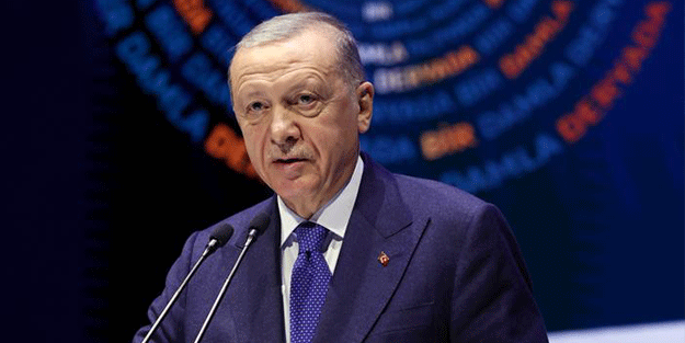 Başkan Erdoğan gençlerle buluştu: Türkiye'nin en büyük umudu sizlersiniz!