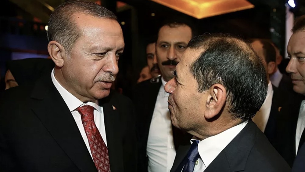 Erdoğan'dan Galatasaray Başkanı Özbek'e tebrik telefonu