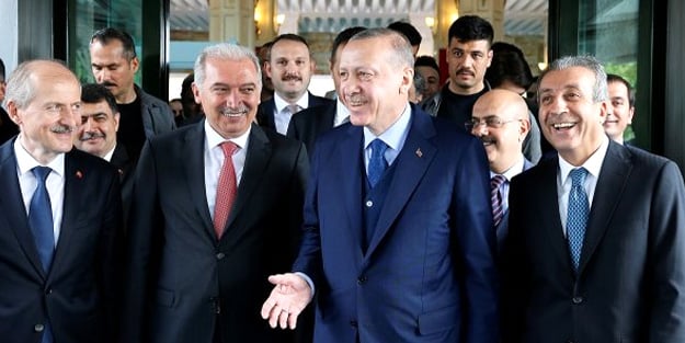 Erdoğan'dan İBB'ye ziyaret: Millet bahçesi için müteşekkiriz!