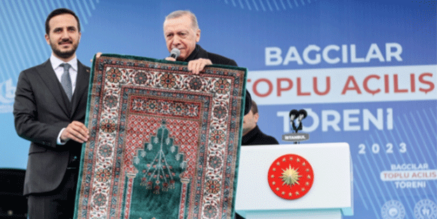 Erdoğan'dan Kılıçdaroğlu'na seccade eleştirisi! 'İnşallah 15 Mayıs'ta...'